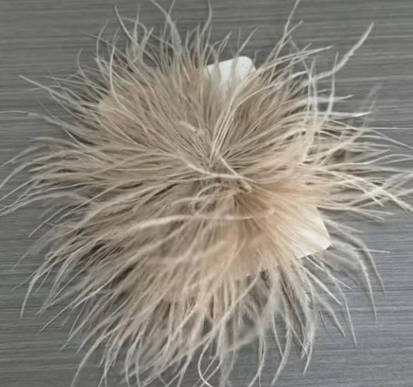 Exquisite European & American Mesh Flower Brooch: Chic, Luxurious Corsage Pin with Bold Style for Women