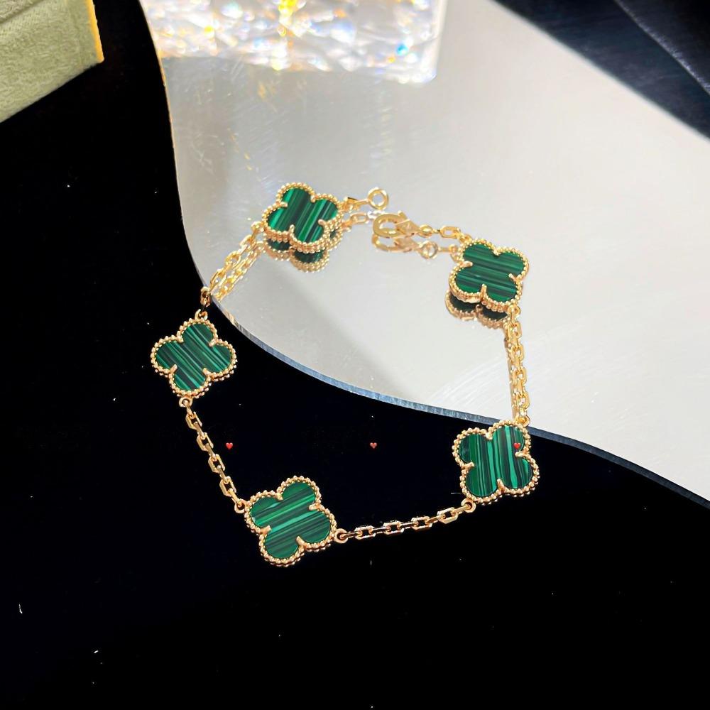 Bracelet Trèfle à Quatre Feuilles Version Haute Cinq Fleurs Calcédoine Violette Naturelle Gravé Laser CNC 18K Ne Se Décolore Pas Bracelet pour Dames