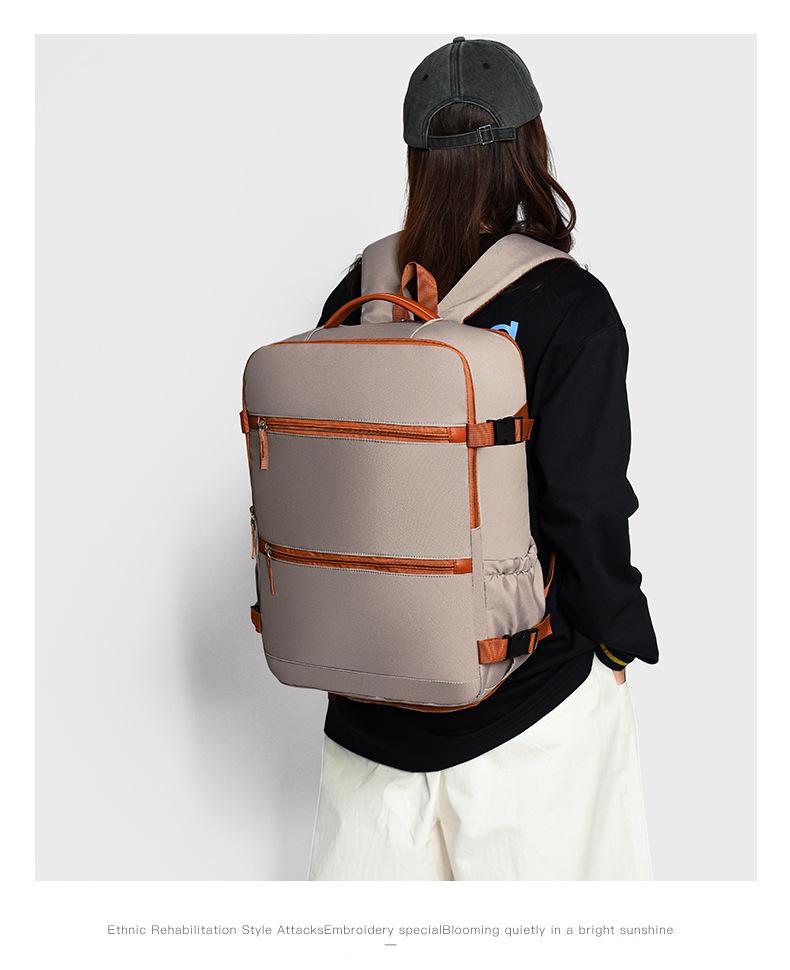 Versatile Large-Capacity Travel Backpack for Business and Leisure