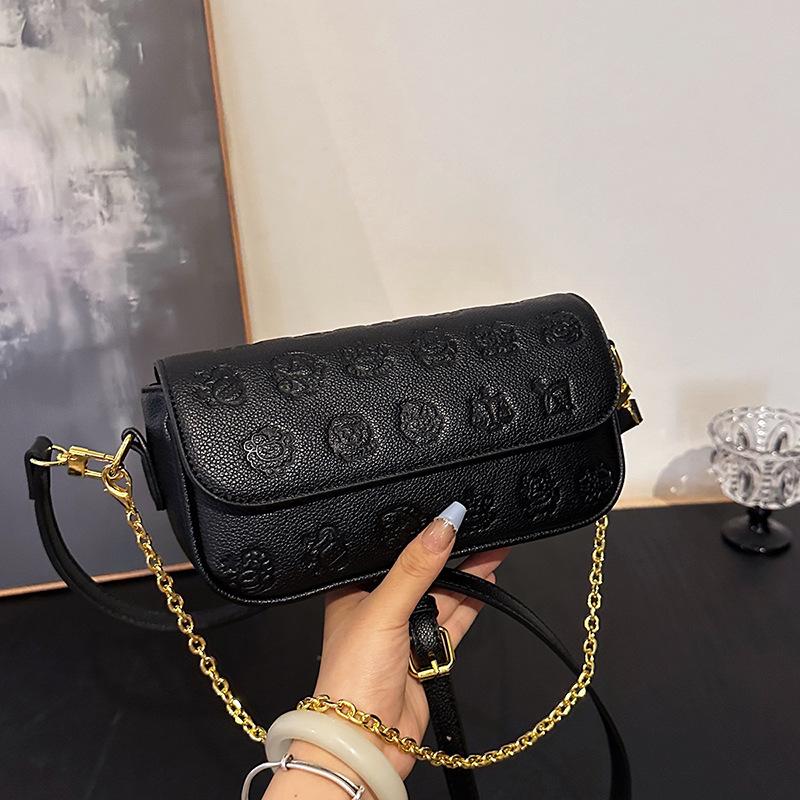 Fashion versatile cartoon chain single shoulder armpit bag women's summer new crossbody small square bag