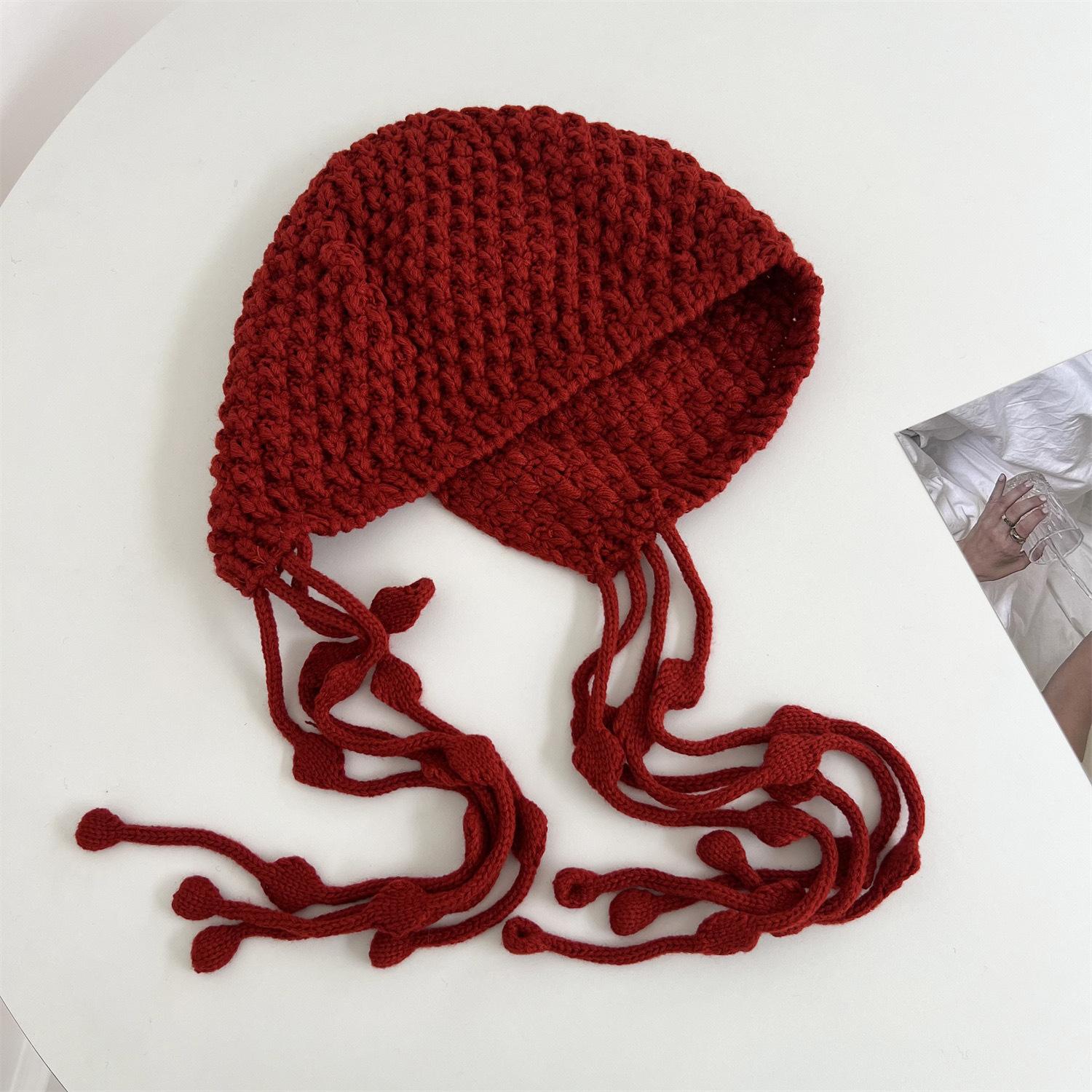 

Hand Woven Tassel Knitted Hat for Women In Winter New Ethnic Style Hollow Ear Protection and Warm Wool Lei Feng Hat 54-59cm