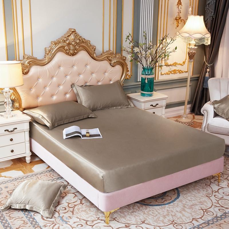 Ice Silk Satin Bed Sheets: Solid Color Three-Piece Set – Imitation Silk Mattress Protector.