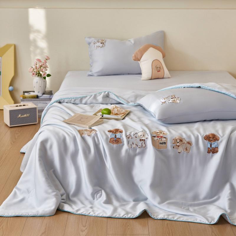 Lan Jing Tencel Lyocell Silky Summer Quilt Set - Four Pieces, Thin, Washable, Ideal for Air Conditioned Rooms