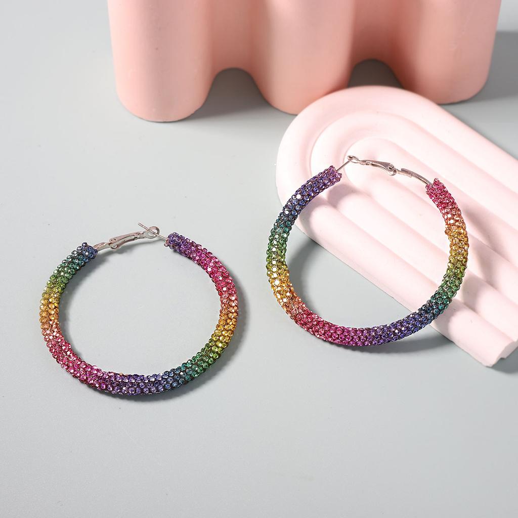 Christmas exaggerated fashion temperament style geometric color full diamond resin large circle ear buckle trendy women's style