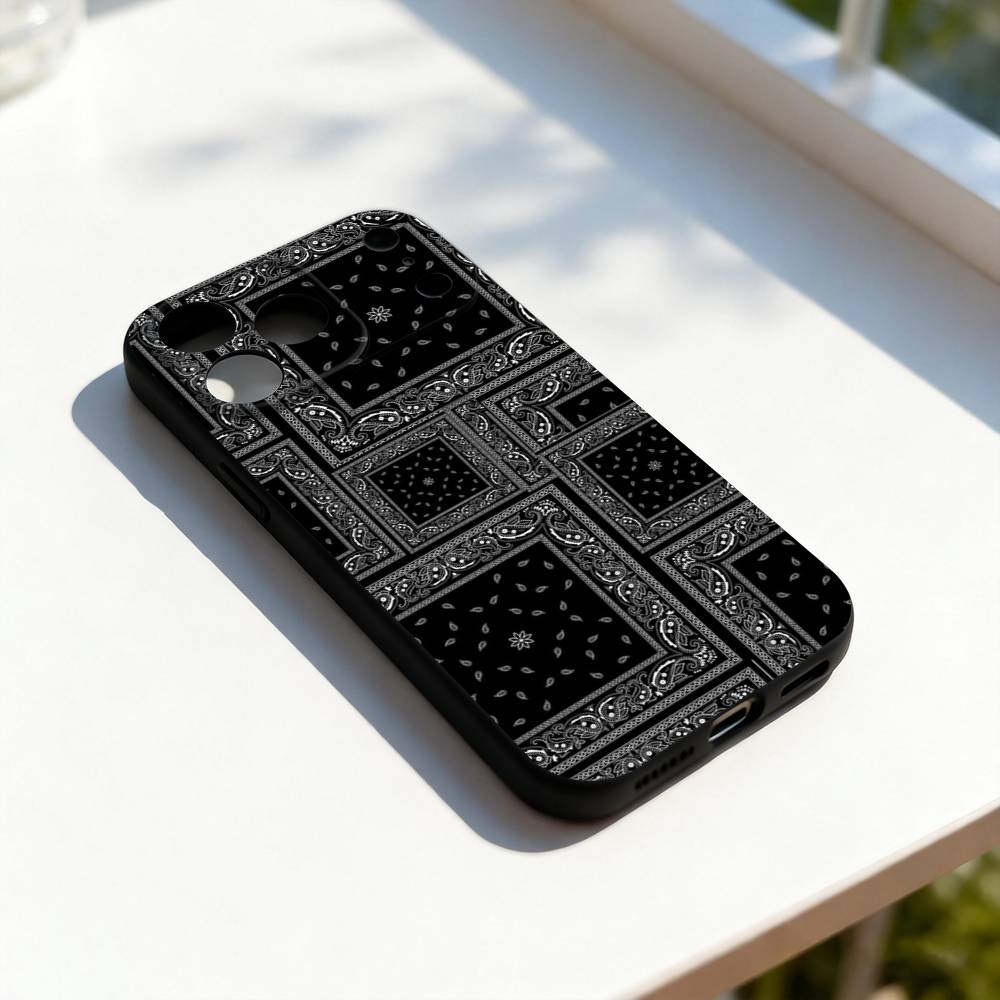 

Bandana Pattern Cool Phone Case For iPhone 17,16,15,14,13,12,11,Pro,Max,Plus,E,SE4,Air,Mini Black Soft Cover iPhone17air