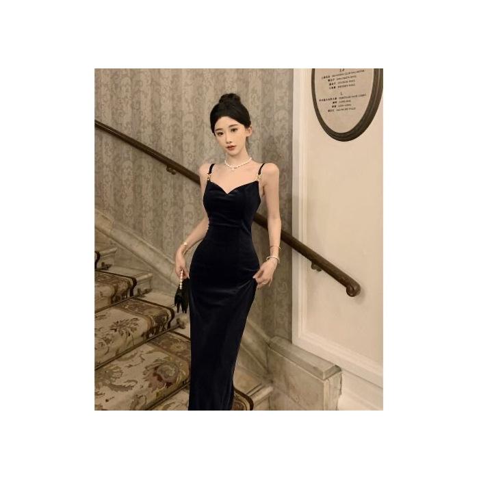 Velvet Dress Women's Morning Inside Temperament Socialite Medium and Long Suspender Skirt Pleated Waist Hip Skirt