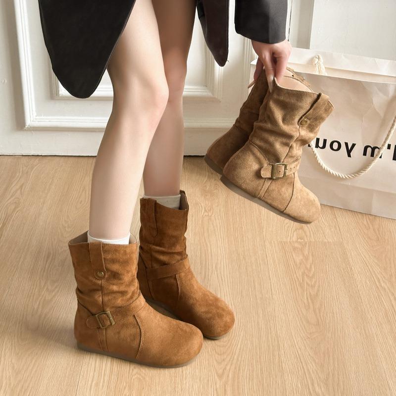 Retro short boots women's autumn new short tube pleated piled boots inner heightening Martin boots