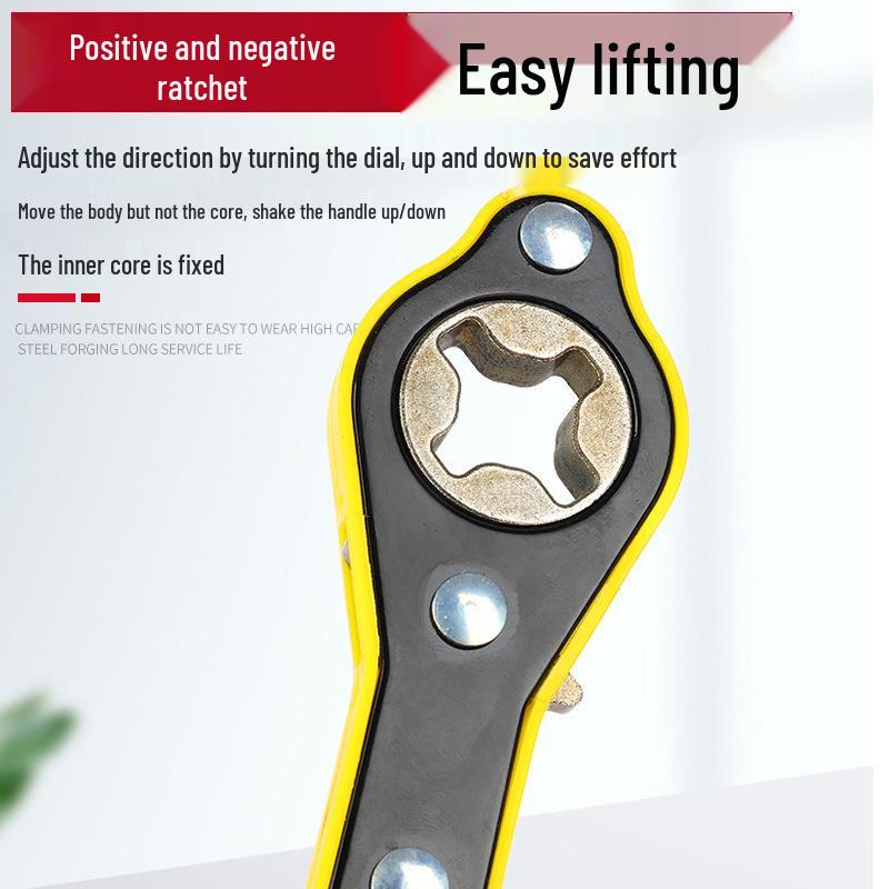 Ráčnový klíč k autozvedáku šetřící námahu pro snadnou výměnu pneumatik