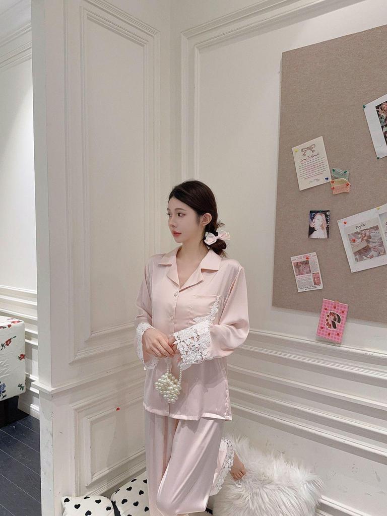 Women's Light Luxury Ice Silk Pajamas, Spring/Summer, Long Sleeve Satin with Lace.
