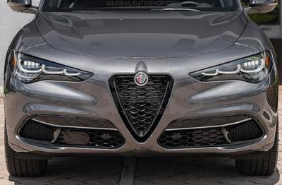 Alfa Romeo - Faixas cromadas na grelha Afinação do pára-choques falso cromado