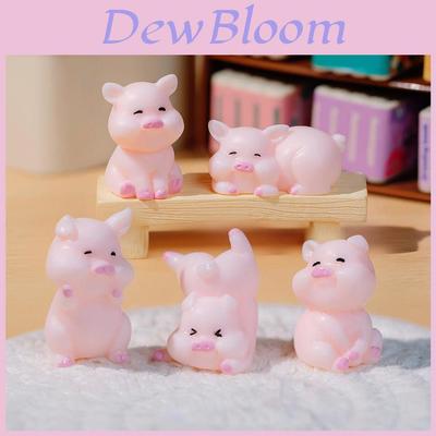 Adorable Miniature Cartoon Pig Figurines Resin Desktop Car Decoration Ornament