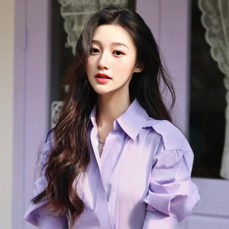 

Тот же парик женские длинные волосы ежедневные средние челки большие волны имитация длинных вьющихся волос головной убор