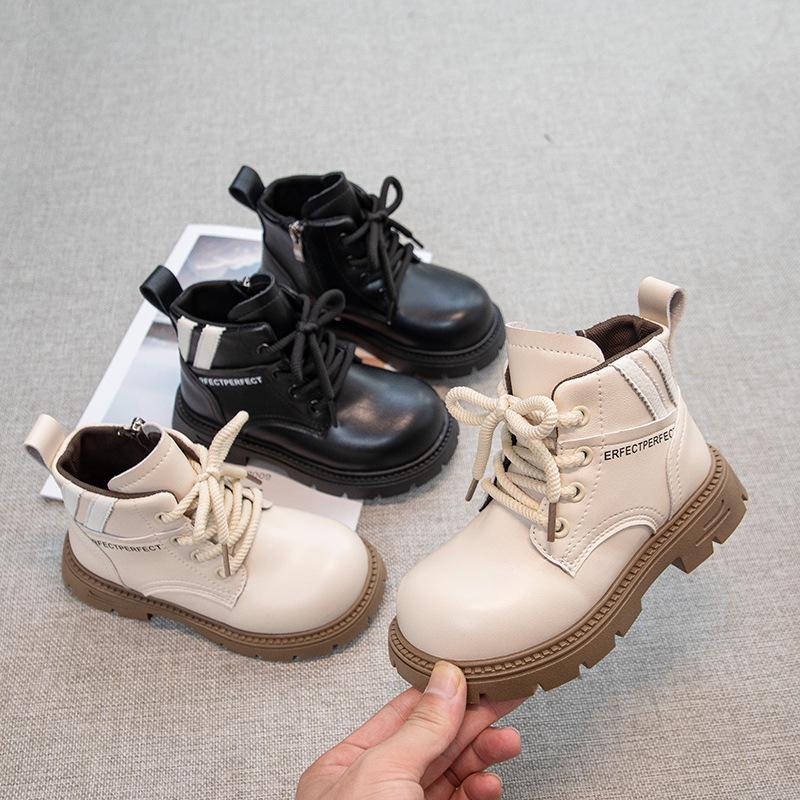 Boys and Girls Martin Boots 2025 Autumn and Winter New Korean Version Soft-soled Non-slip Children's Sports and Leisure Fashion Boots for 3-12 Years O