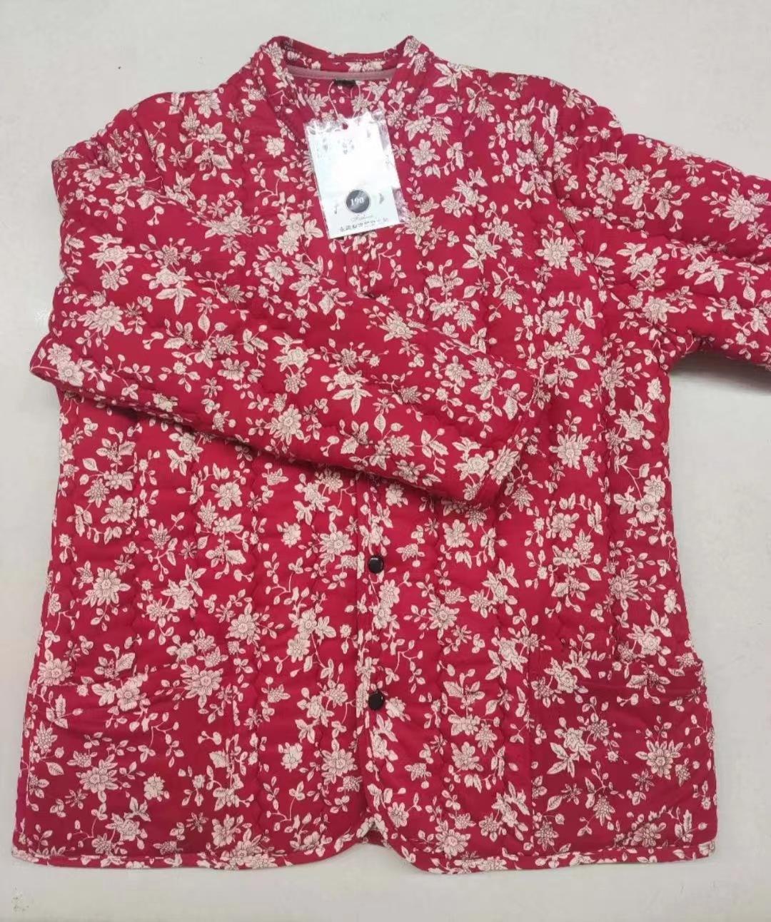 

Осенне-зимняя утолщенная хлопковая одежда с цветочным принтом для среднего и пожилого возраста 2025 хлопковые куртки средней длины и женская хлопковая одежда цветочная XXL красный