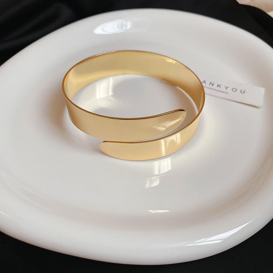 European-American Irregular Concave Bangle: Chic, Cold Style Luxury Bracelet for Women