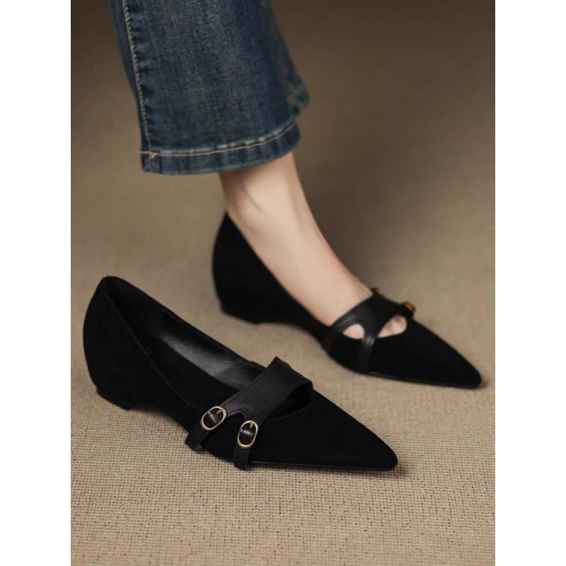 

Новые ретро туфли-лодочки с острым носком и неглубоким вырезом, женские, на плоской подошве, с внутренней платформой, для создания темпераментного и универсального образа для работы и повседневной жизни 40 чёрный