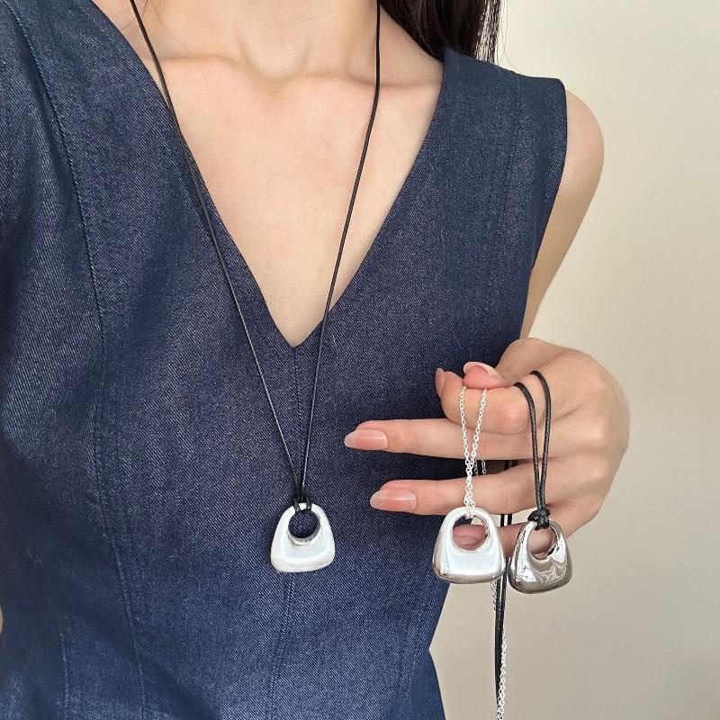 Adjustable Pu Leather Cord Necklace Irregular Bean Pendant Clavicle Chain Geometric Charm Jewelry Unisex Accessories Gift