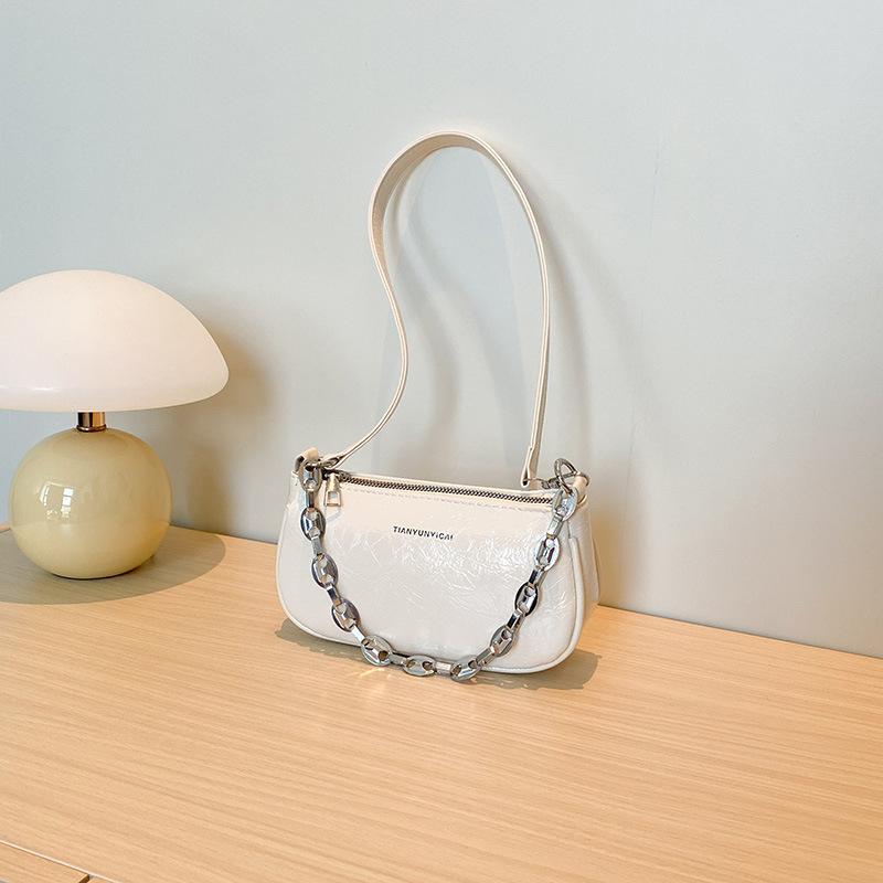 

Stone pattern chain shoulder bag women s new fashion trend messenger bag casual versatile small square bag