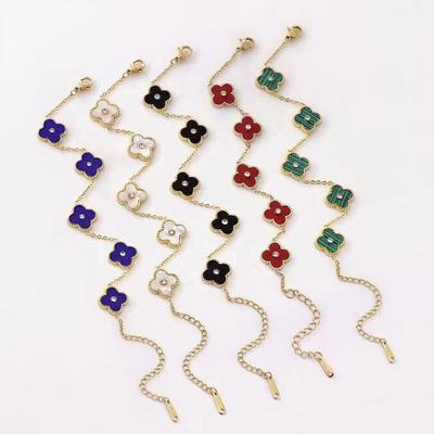 High-End Titanstahl Kleeblatt Armband - Modisches, farbechtes Blumendesign