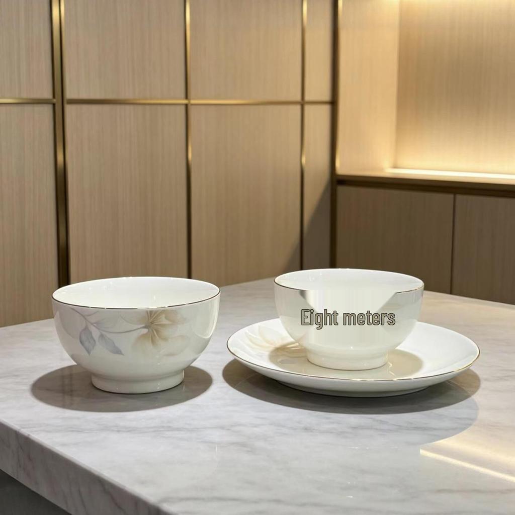 Set di stoviglie in ceramica smaltata con bordo dorato Yu Bao Fang - Elegante collezione di ciotole e piatti per la nuova casa.