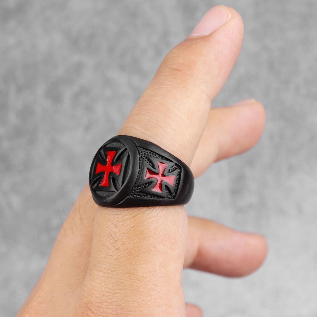 Anelli Uomo Acciaio Inossidabile Nero Croce Rossa Religione Punk Hip Hop per Ragazzo Fidanzato Gioielli Biker Regalo Creativo