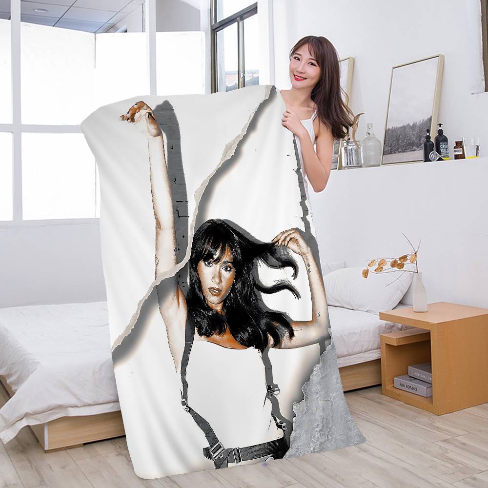 

A-Aitana Singer Alpha Microfiber Printed Beach Towel Mountain Climbing Yoga Beach Swimming Running Absorbent Soft Towel W30*H60(CM)