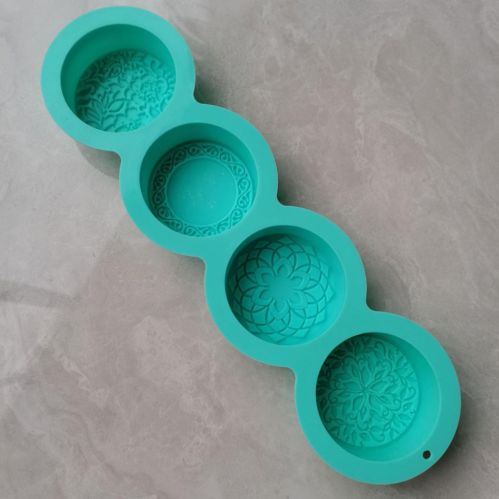 Flower Pattern Silicone Candle Molds for Epoxy Resin Home Decoration 4 Cavities Fondant Silicone Mold for Cake Baking