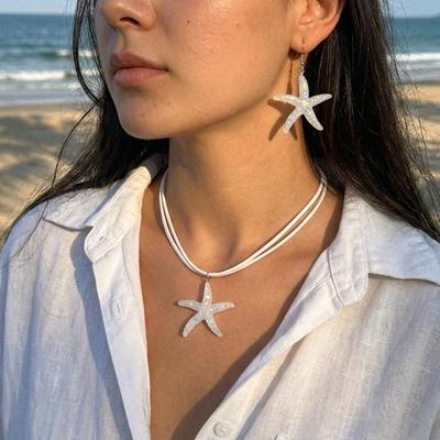Boho Resin Starfish Necklace Earrings Set for Women Summer Beach Vacation Glitter Sea Star Choker Ocean Jewelry Accessories