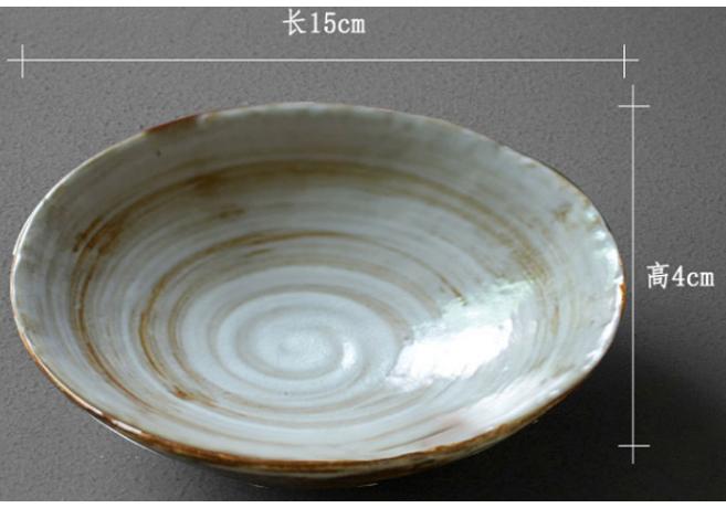 Piatto da frutta rotondo in ceramica con piedi alti, piatto da dessert, piatto per condimenti, vassoio per rinfreschi, piatto da cena a tre gambe, stoviglie