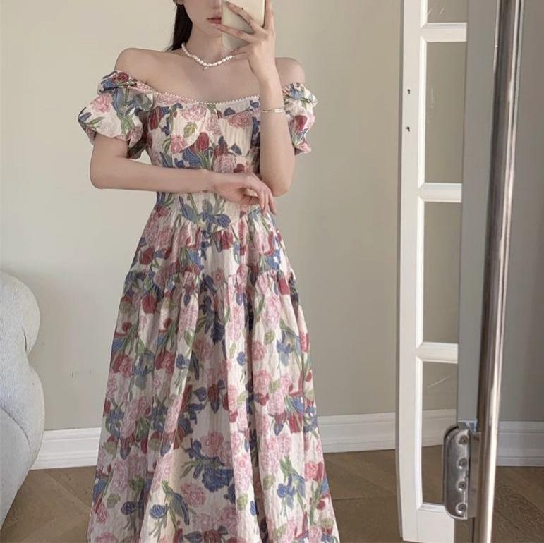 Summer New Skirt Women's Super Beautiful Chic Beautiful Tea Break French Square Neck Bubble Sleeve Floral Dress