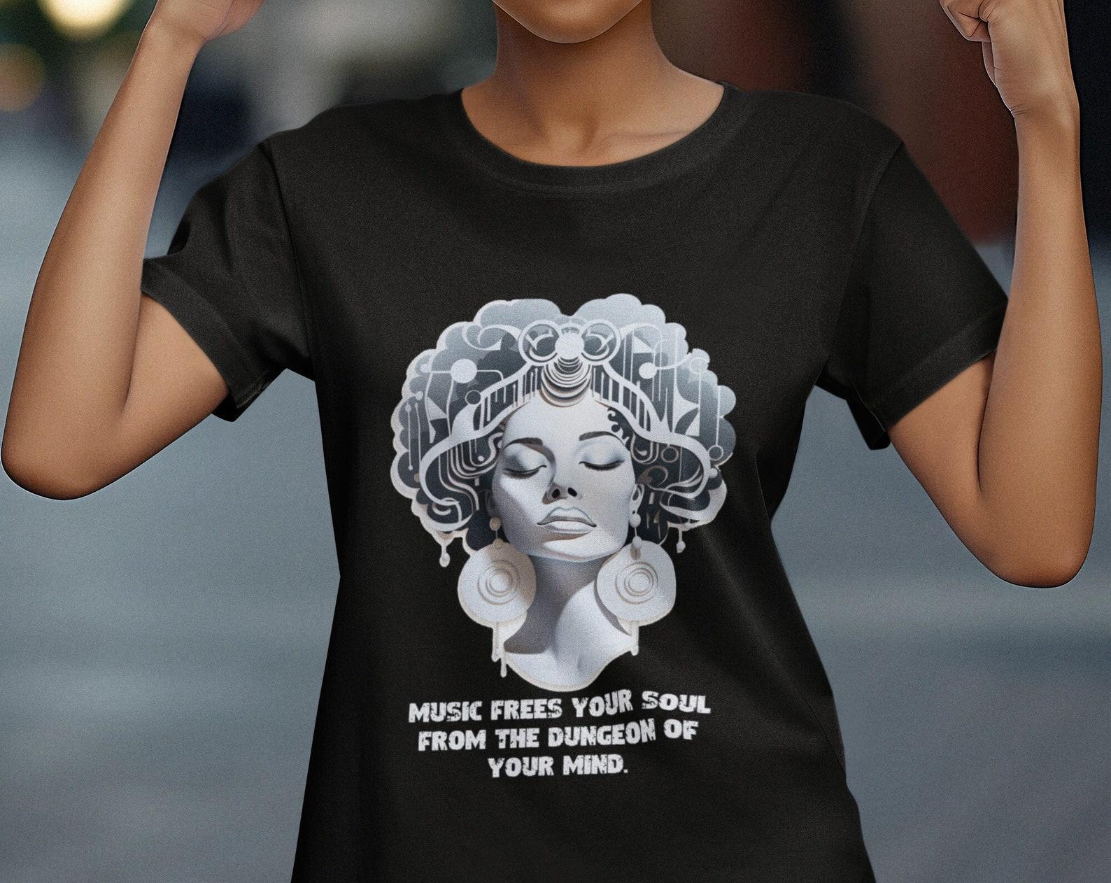 Afro Lady T-shirt: Retro Soul Music Graphic Tee XL