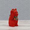 Yakushi Kiln Fukuzukushi Glückskatze Maneki-neko (Rot, Klein) (mit Aufkleber)