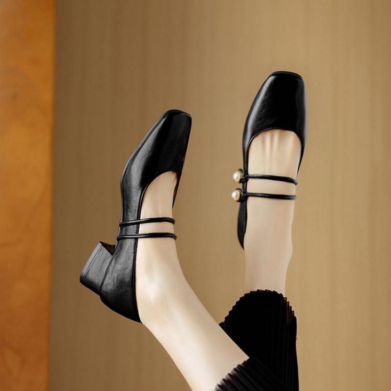 

Новая обувь на все сезоны, туфли с низким верхом, повседневная женская обувь, туфли на низком каблуке, черные туфли-лодочки на квадратном каблуке, комбинезон на одной педали, кожаная обувь 39 чёрный