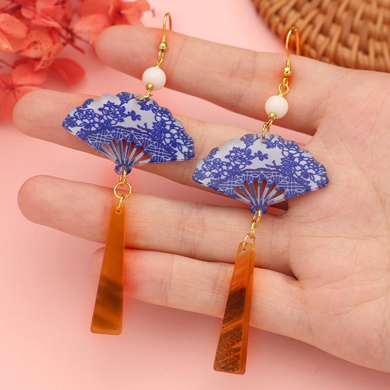 Elegant Chinese Style Qipao Fan Tassel Earrings