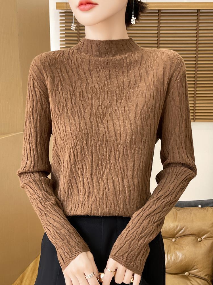 Niche Bark Texture Half-High Collar Sweater: Autumn/Winter Long Sleeve Temperament Knitwear for Women