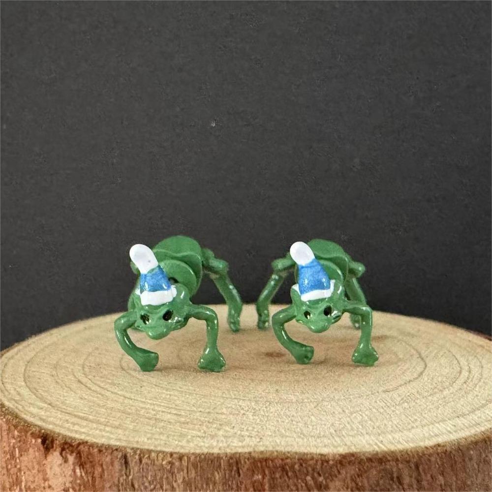 Santa Hat Frog Earrings Waterproof Hip Hop Ear Studs New Rock Ear Decoration  Party