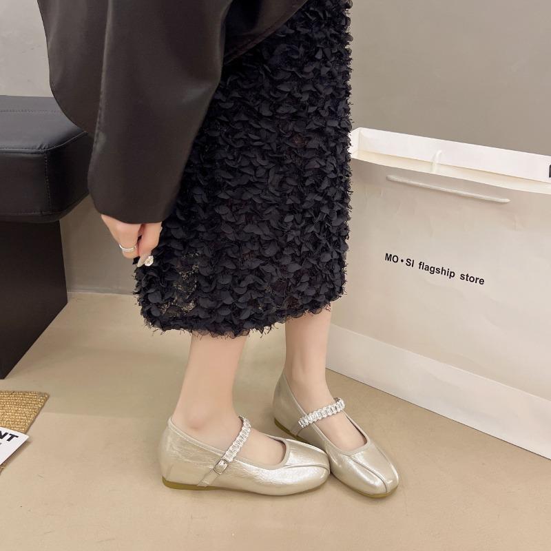 

Fashion Shoes Female 2025 Shallow Women s High Heels Fashion Buckle Strap Daily New Comfortable Versatile Best Seller Flat Low Heels 40 золотой