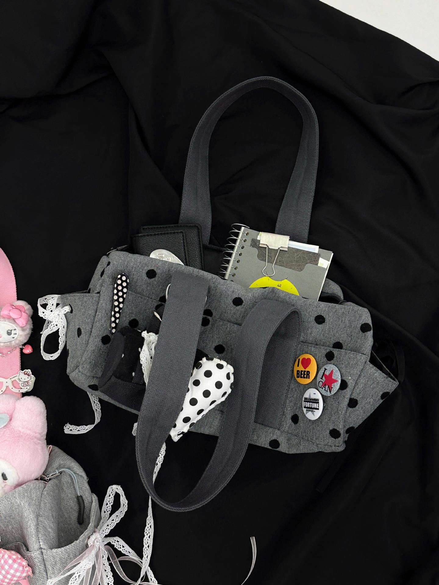 

A Niche Large-capacity Sports Yoga Bag A Versatile Commuting Single-shoulder Hand-held Tote Bag серый