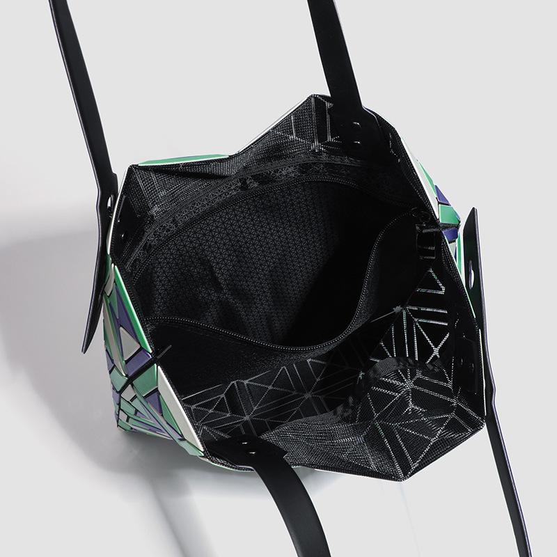 2025 New Rectangular Diamond Grid Color Blocked Tote Bag Handbill Shoulder Bag for Women