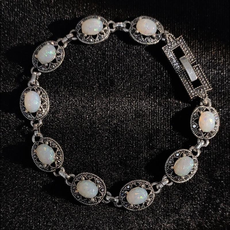 Bracelet réglable en pierre de lune synthétique ovale naturelle pour femme homme Bijoux riches Bijoux de luxe Élégant Romantique Simple Bijoux fins Cadeaux black