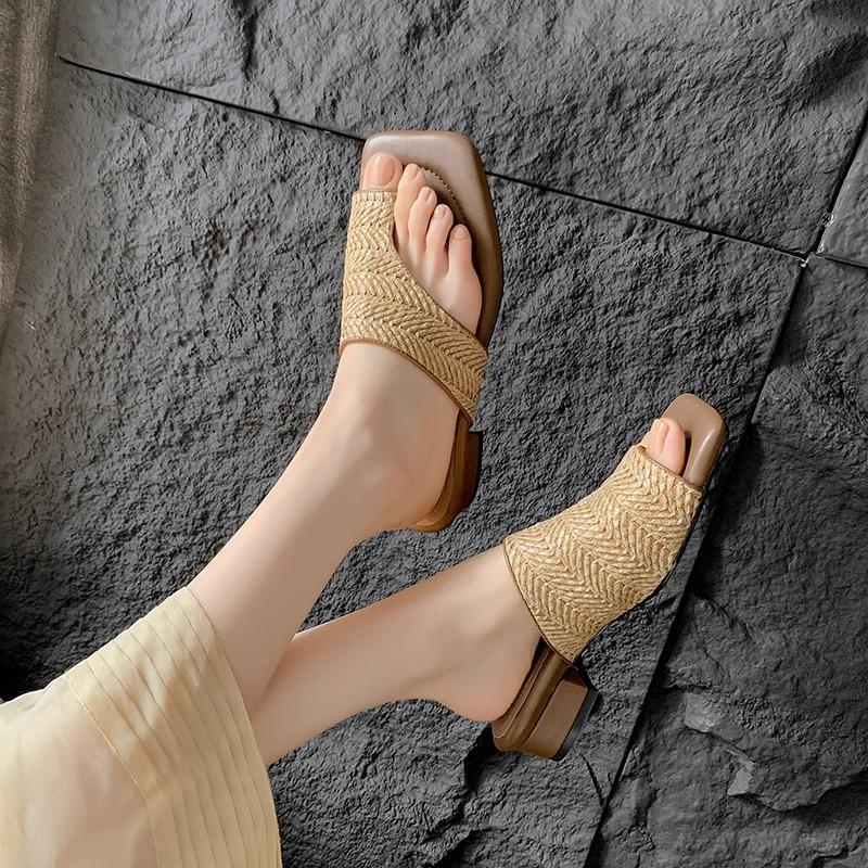 

Женские летние резиновые шлепанцы с квадратным носком, средним каблуком и открытым носком, повседневная универсальная модная обувь, удобный синтетический верх 35 бежевый