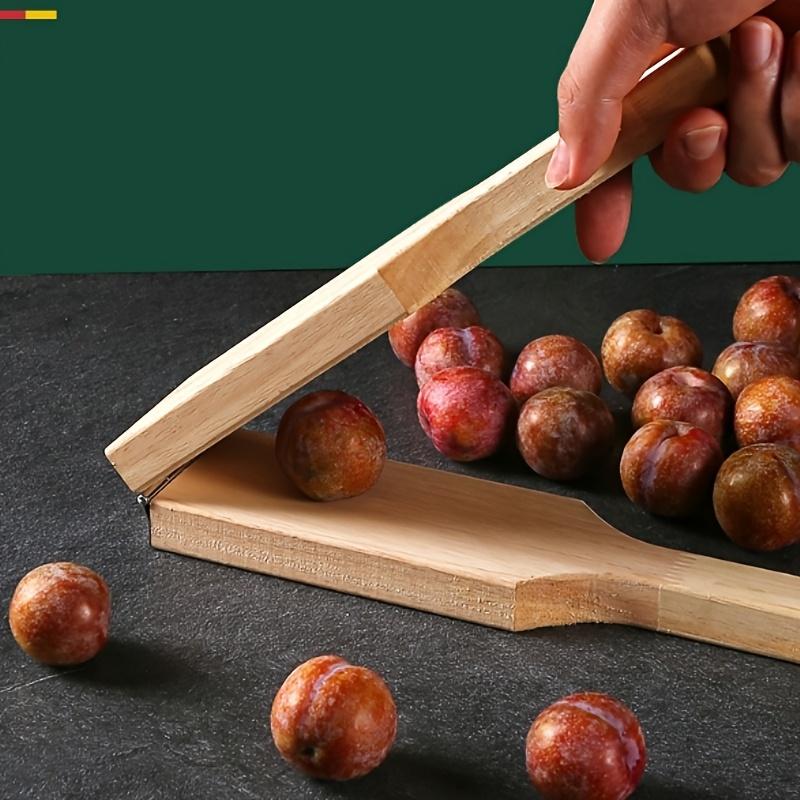 

Настраиваемый логотип Зажим для фруктов, Зажим для слив, Универсальный деревянный инструмент для фруктов для домашнего и коммерческого использования, Подходит для различных фруктов и чеснока.