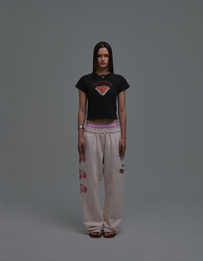 SUNDAY FRUIT MARKET W) Cherry Billiards Tee Black