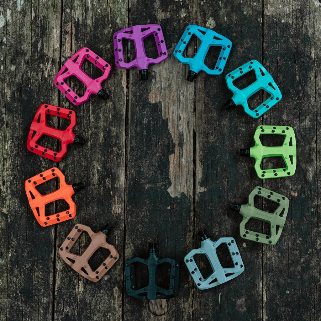 Funn Taipan S Fiberglass-Reinforced Thermoplastic Bicycle Pedals - 9/16" CrMo Axle with Anti-Slip Pins for MTB, BMX, Urban, and Gravel Riding (Black)