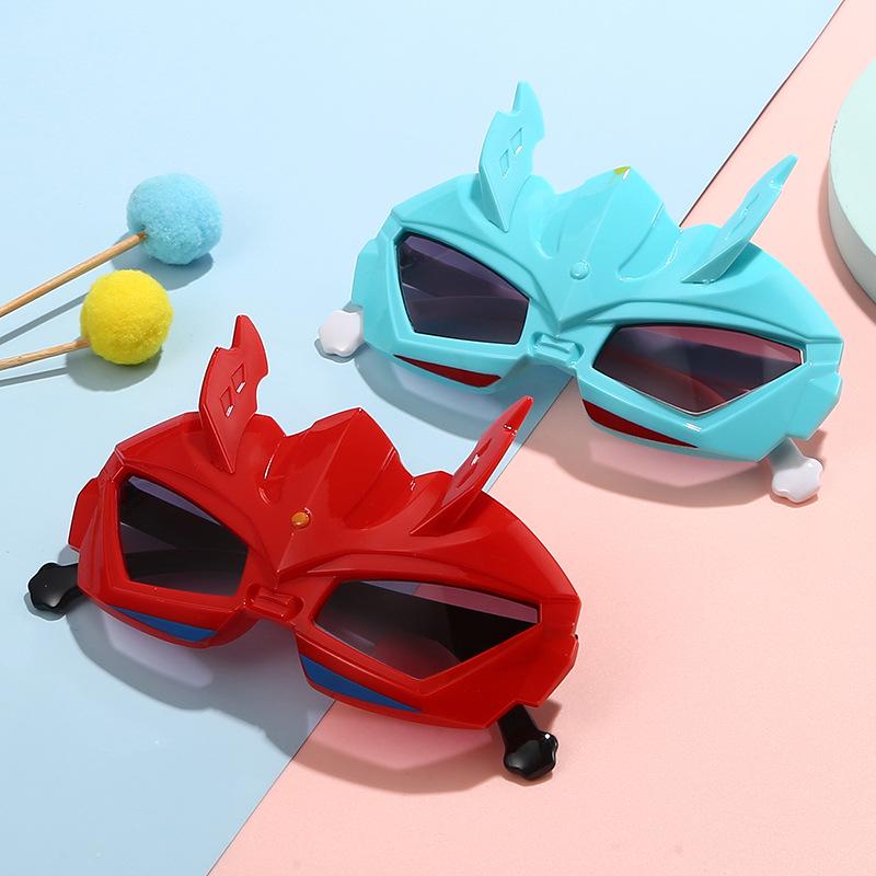 Neue Ultraman Jungen Mecha Trend Sonnenbrille - Stilvoller Sonnenschutz für Kinder