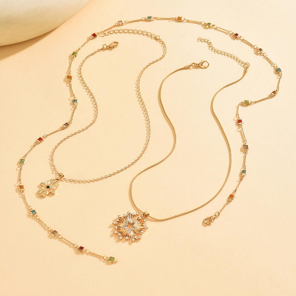 Star Jewelry Chain Necklace For Women With Colorful Tassels And Crystal Embellishments