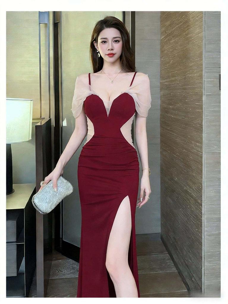 Elegant Red Mermaid Gown with Puff Sleeves, Deep V-neck & Slit Skirt