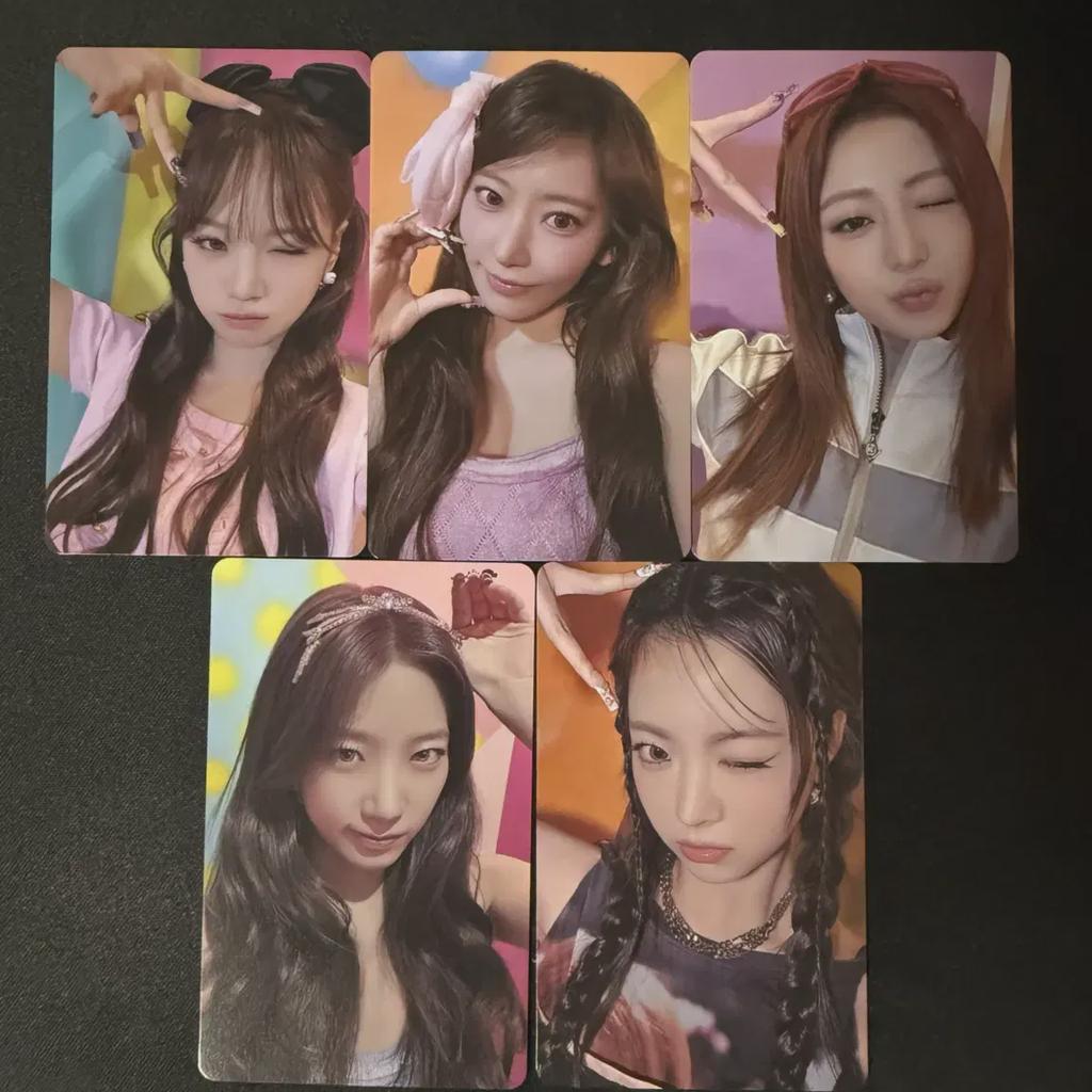 LE SSERAFIM Ensemble Foca Weverse Luck 4e différent