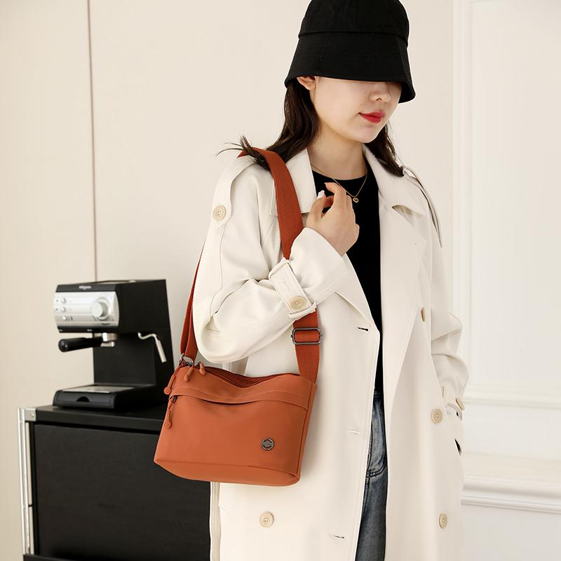 Retro Soft Oxford Women Shoulder Underarm Bags Casual Solid Color Small Top-Handle Handbags Ladies Fashion Shoulder Bags