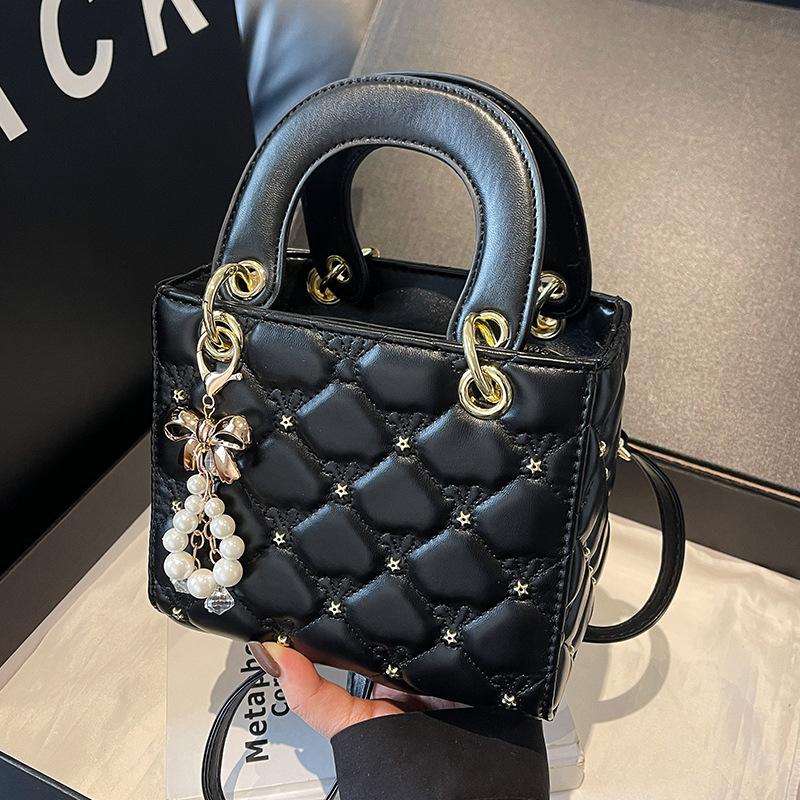 Summer New Style Daphne Bag, Women's Casual Handbag, Niche Quality, Fashionable and Versatile Single Shoulder Messenger Bag
